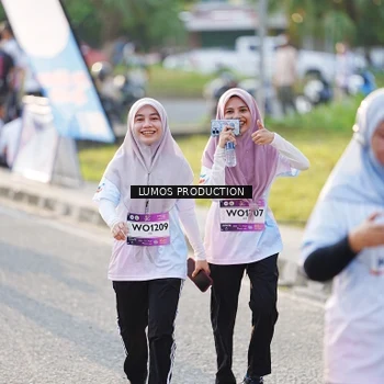 Runner Photo 7942213