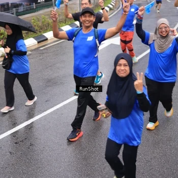Runner Photo 7942222