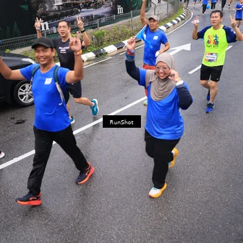 Runner Photo 7942227