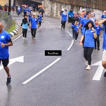 Runner Photo 7942250