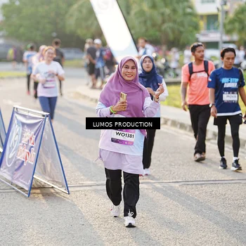 Runner Photo 7942259
