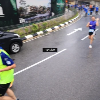 Runner Photo 7942262