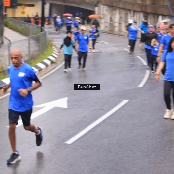 Runner Photo 7942273