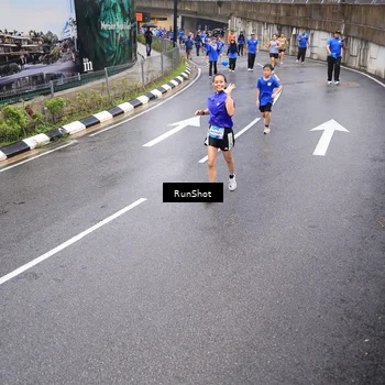 Runner Photo 7942274