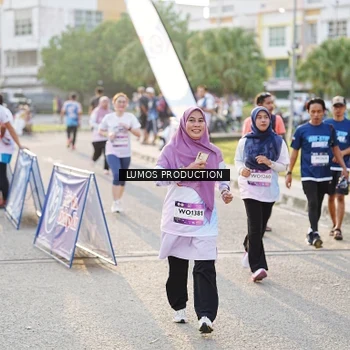 Runner Photo 7942275
