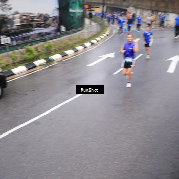 Runner Photo 7942277