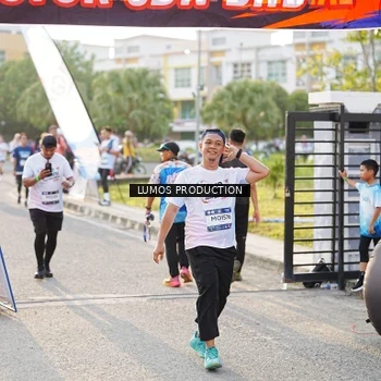 Runner Photo 7942287