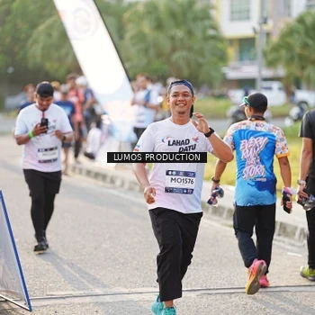 Runner Photo 7942290