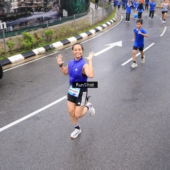 Runner Photo 7942295
