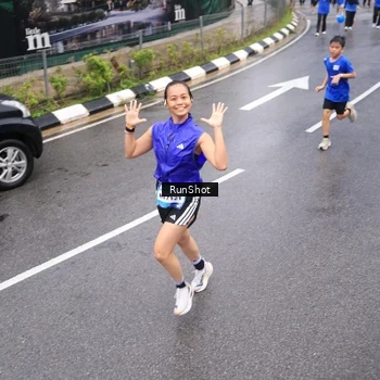 Runner Photo 7942297