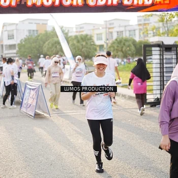 Runner Photo 7942298