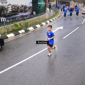 Runner Photo 7942315