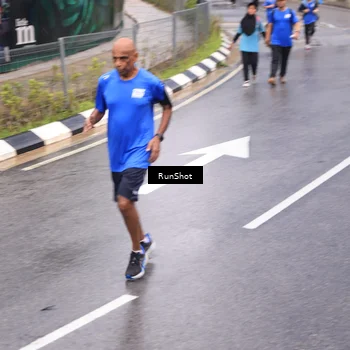 Runner Photo 7942316