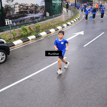 Runner Photo 7942317