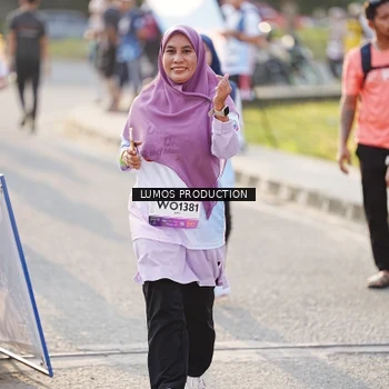 Runner Photo 7942322