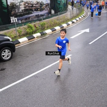 Runner Photo 7942324