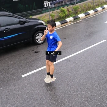 Runner Photo 7942336