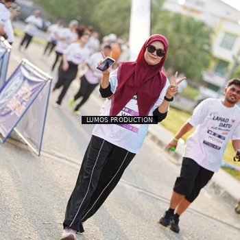 Runner Photo 7942340