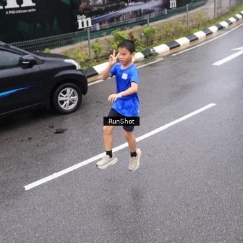 Runner Photo 7942344