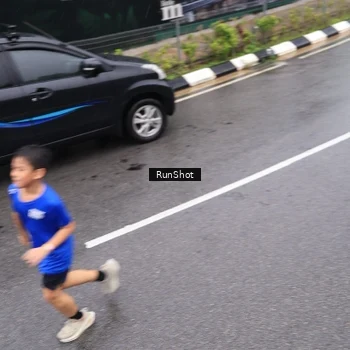 Runner Photo 7942346