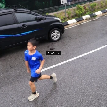 Runner Photo 7942349