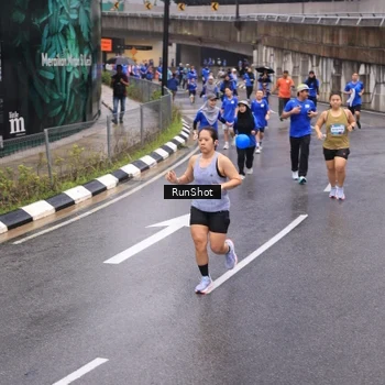 Runner Photo 7942351
