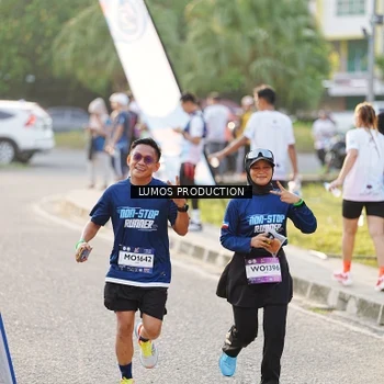 Runner Photo 7942359