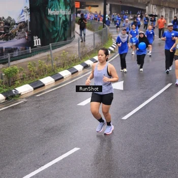 Runner Photo 7942361