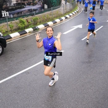 Runner Photo 7942371