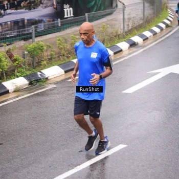 Runner Photo 7942390