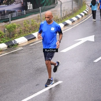 Runner Photo 7942406