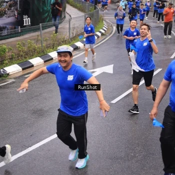 Runner Photo 7942410