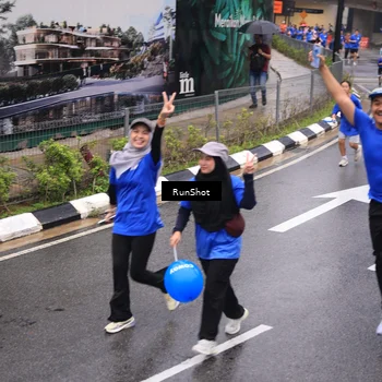 Runner Photo 7942417
