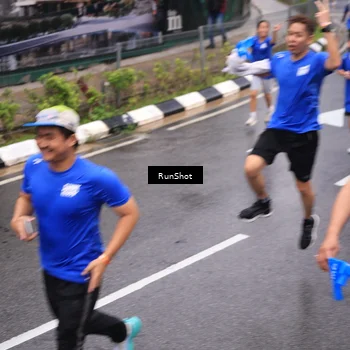 Runner Photo 7942419