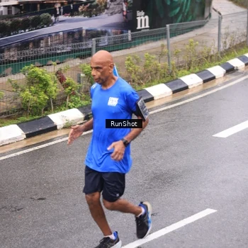 Runner Photo 7942435