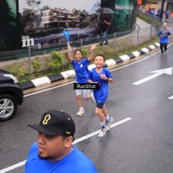 Runner Photo 7942441