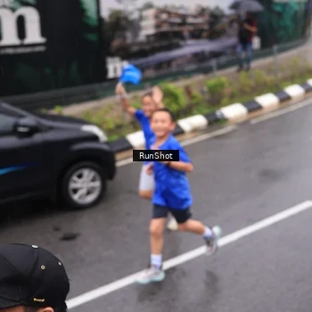 Runner Photo 7942448