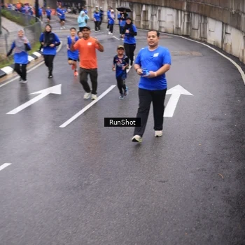 Runner Photo 7942454
