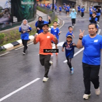 Runner Photo 7942471