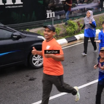 Runner Photo 7942488