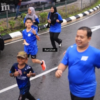 Runner Photo 7942489