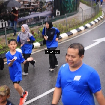 Runner Photo 7942492