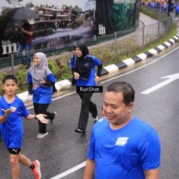 Runner Photo 7942497