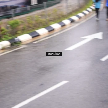 Runner Photo 7942502