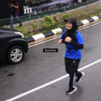 Runner Photo 7942512