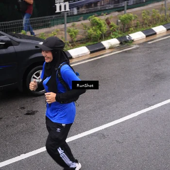 Runner Photo 7942515