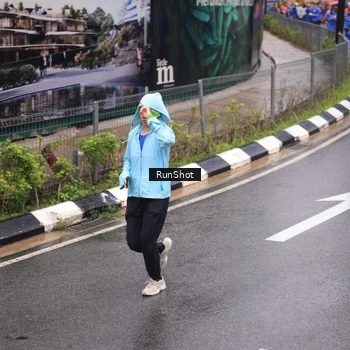 Runner Photo 7942528