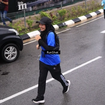 Runner Photo 7942529