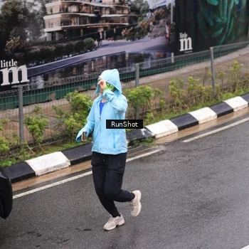 Runner Photo 7942532