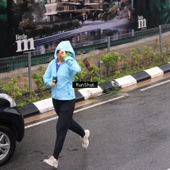 Runner Photo 7942534
